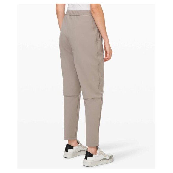 Lululemon Essential High-Rise Trouser - Picture 2 of 10